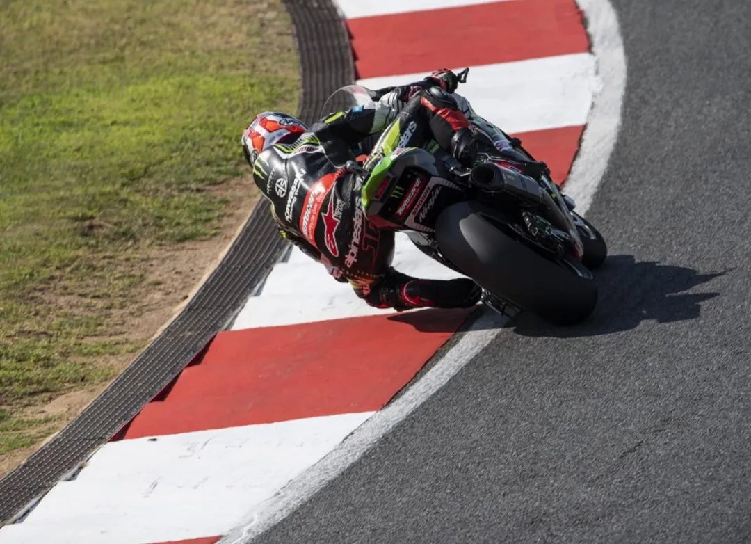 cover rea dietro e1567937980505