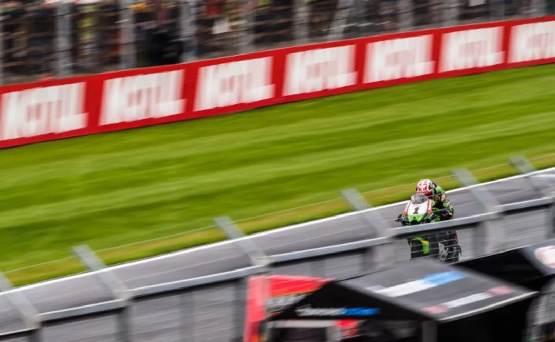 cover rea wet e1625393615956