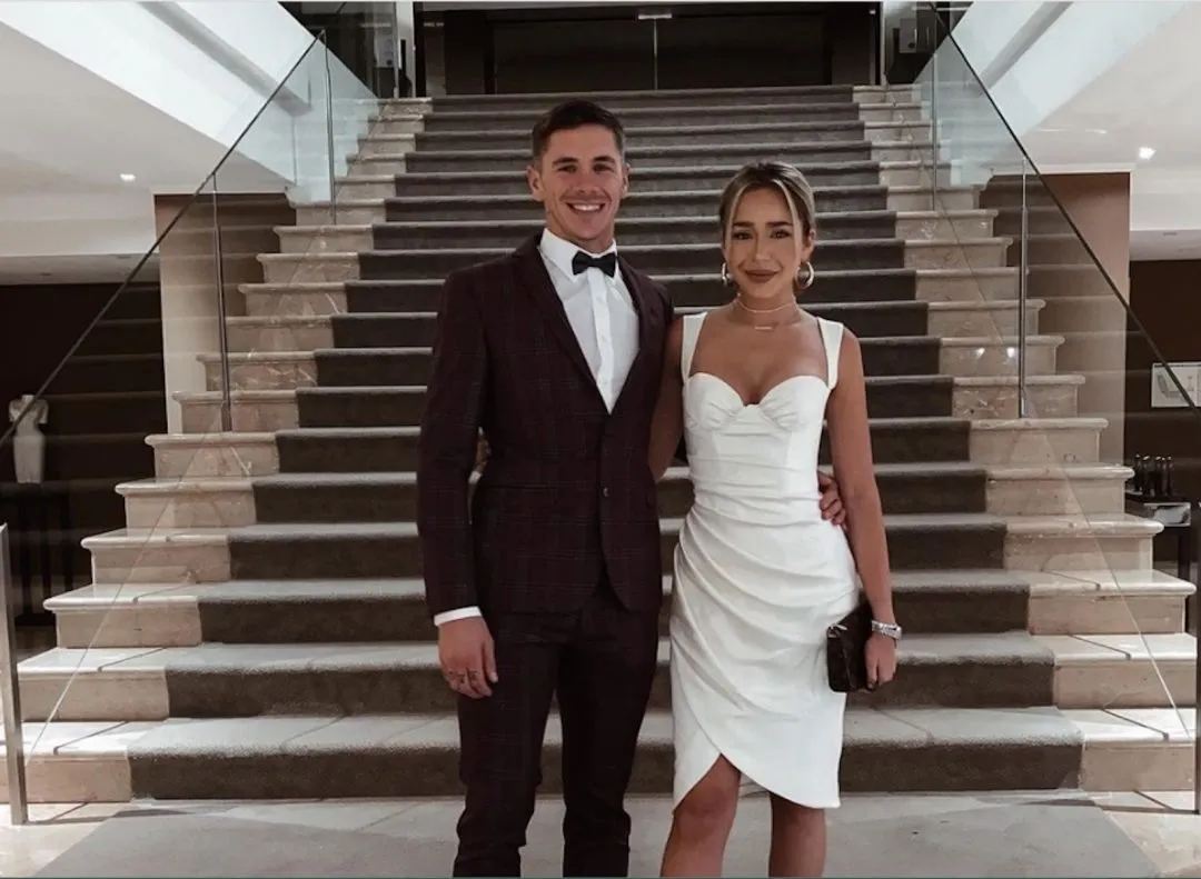 cover redding e1605520297242