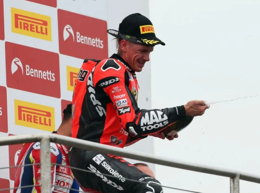 cover scott e1559892653853