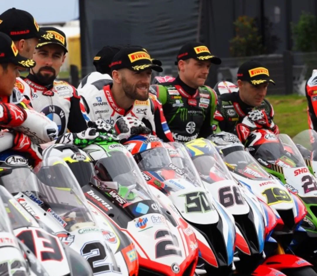 cover superbike e1583134071527