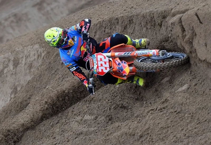 cover tc222 sabbia e1521299797843