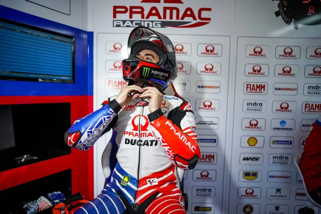 d pb u3xyaafdom e1562329644484