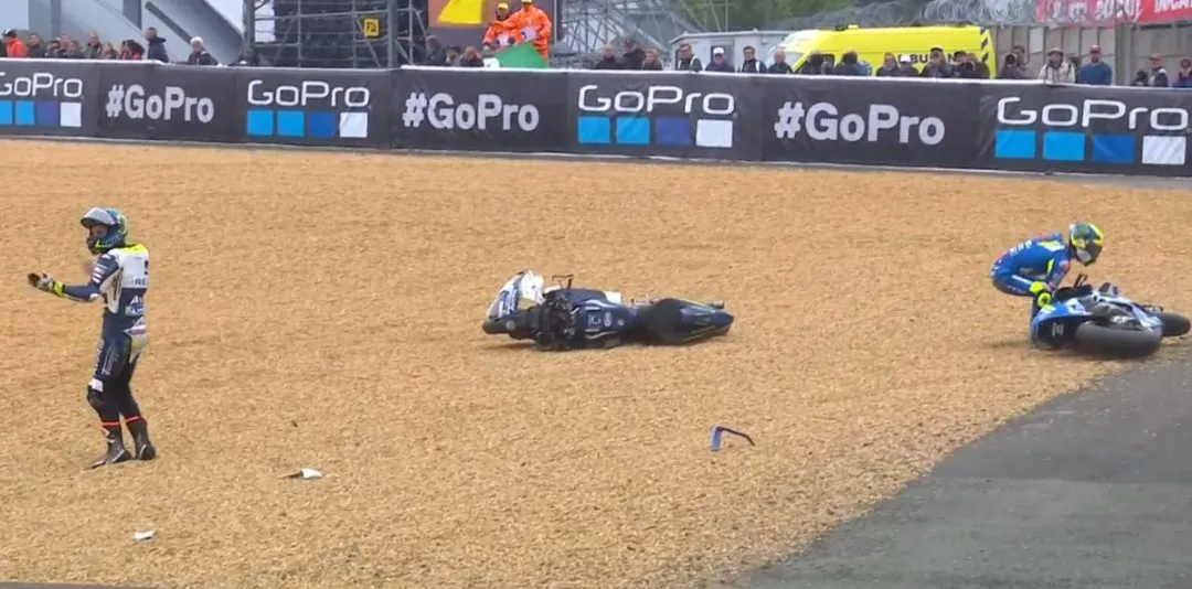 d67cju x4aea xr e1558348204814