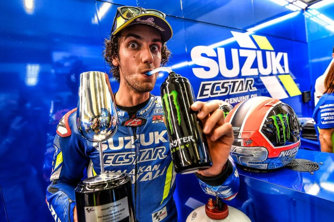 d6hykmuwsammebe e1557414703256