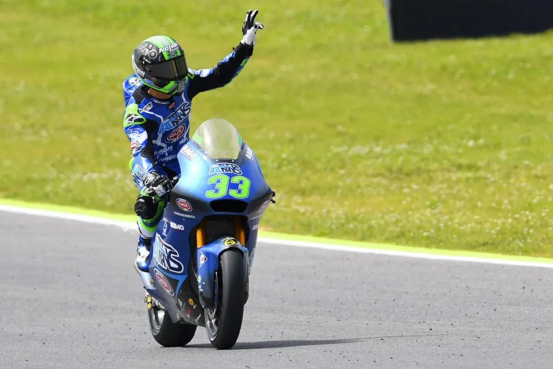 d8d54d9xkaaprf2 e1559747747918