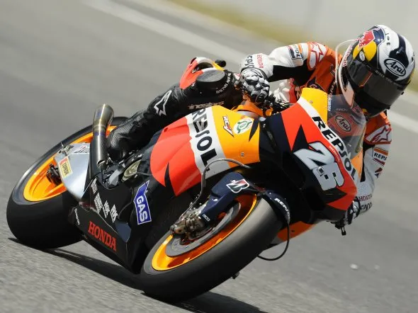 dani pedrosa catalunya motogp race 2010