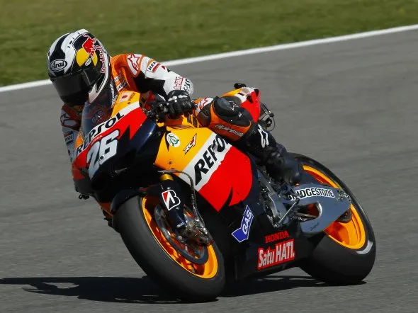 dani pedrosa out silverstone 2