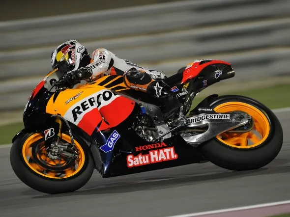 dani pedrosa test losail day1 2011