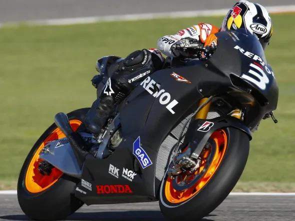 dani pedrosa test valencia motogp 1