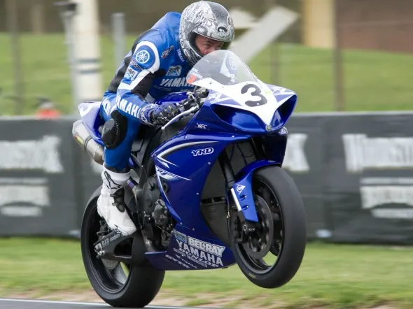 daniel stauffer yamaha australia r1