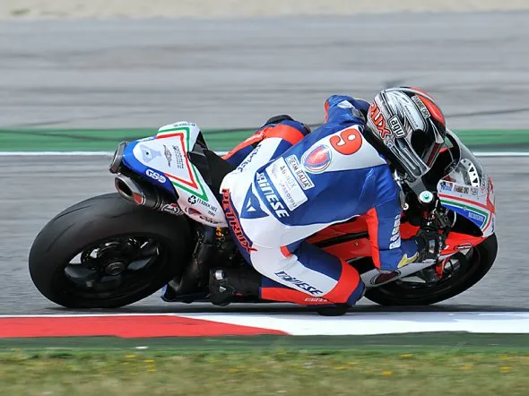 danilo petrucci qualifiche1 brno 2011