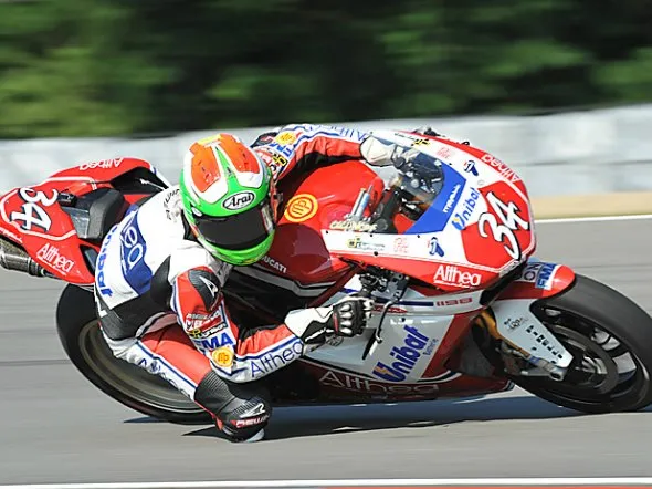 davide giugliano nurburgring prove1 2011