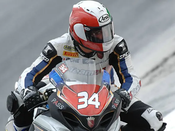 davide giugliano silverstone prove2