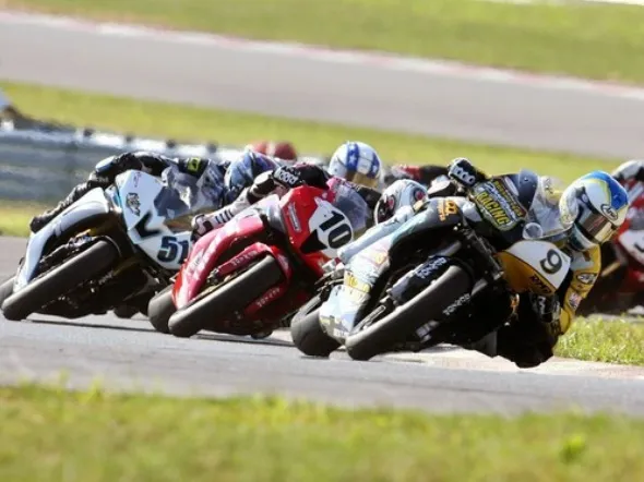 daytona sportbike action 2009