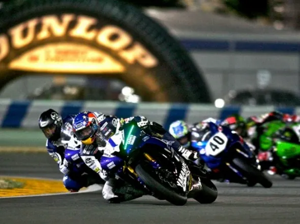 daytona200 start bb hayes