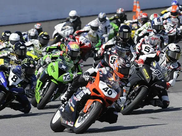 daytona2001 start 2011