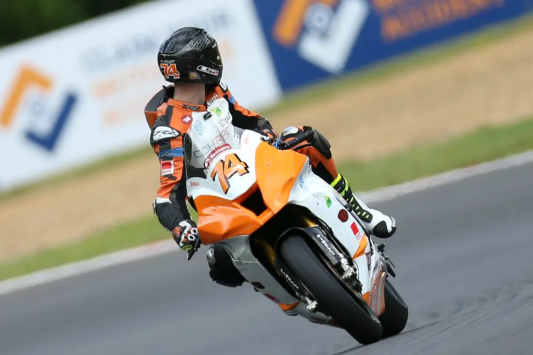 dean hipwell cdh racing bsb 2019