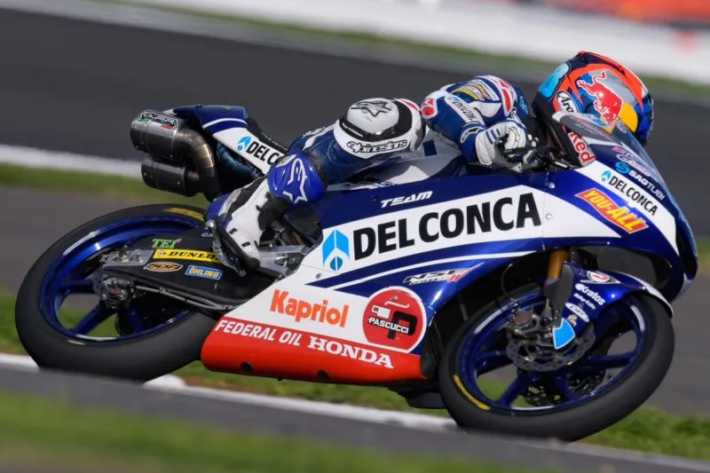 dlcf2iixoauv0m3 e1535200360456