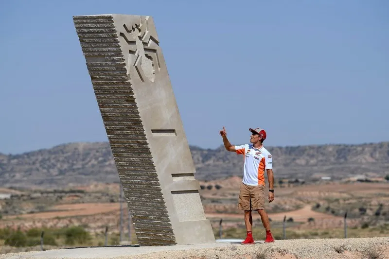 dni1lfoxcaupnuk e1537455587557