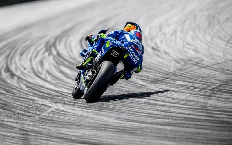 dq1kjohxgaepbl6 e1541145460392