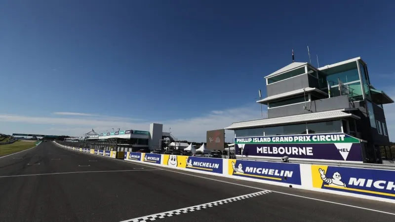 dqvf isu0aaz7dg e1540518902302