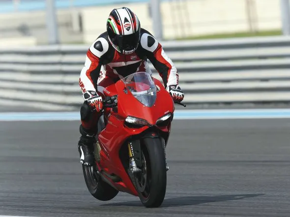 ducati 1199 launch yas marina 2
