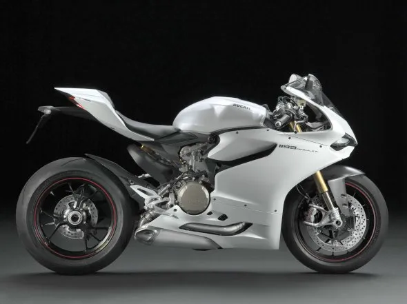 ducati 1199 panigale arctic white 2