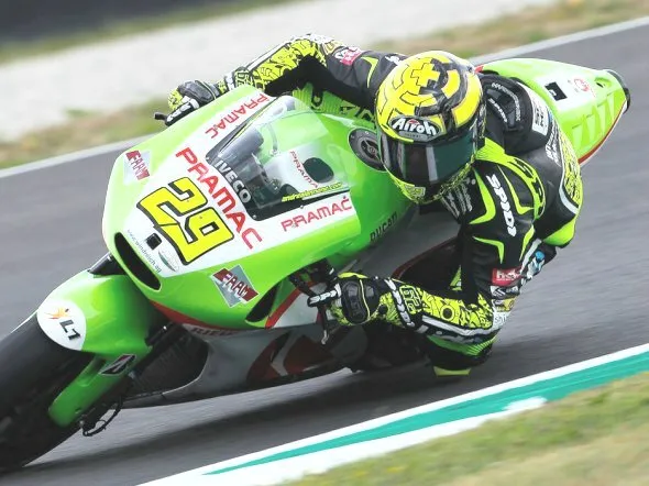 ducati iannone spies 1