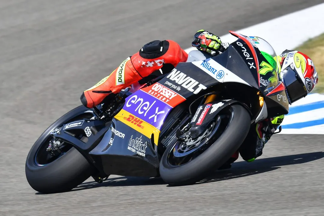 edr cn1xoaapjua e1595688246782