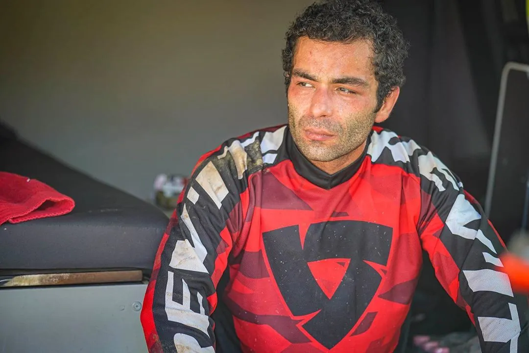 eef852a9 a0e5 4682 a308 5a5ad254d7a9