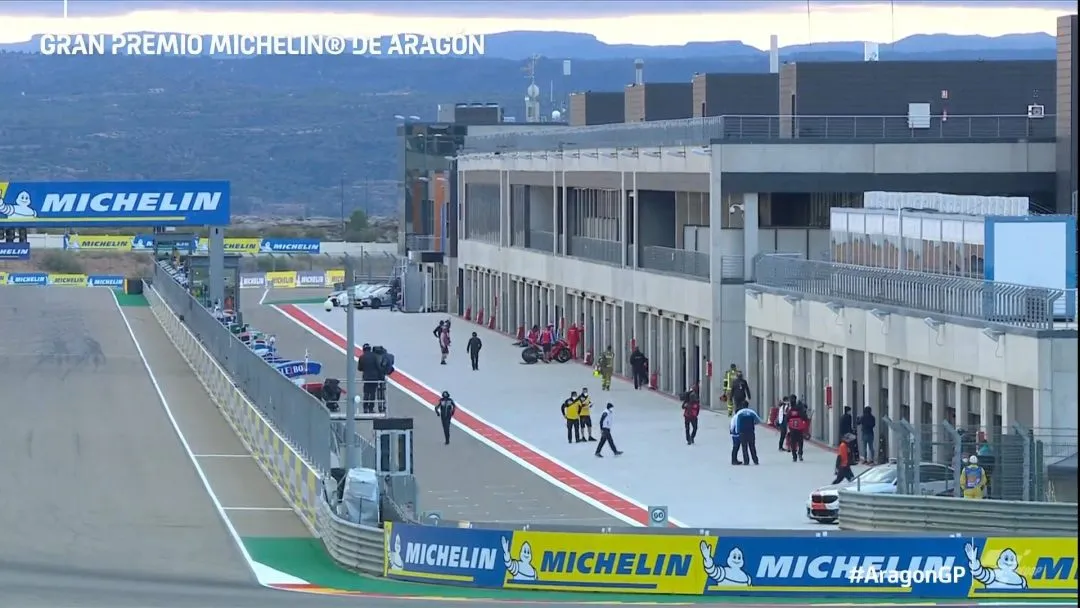 ekbpzwpxyaaj wy e1602854235913