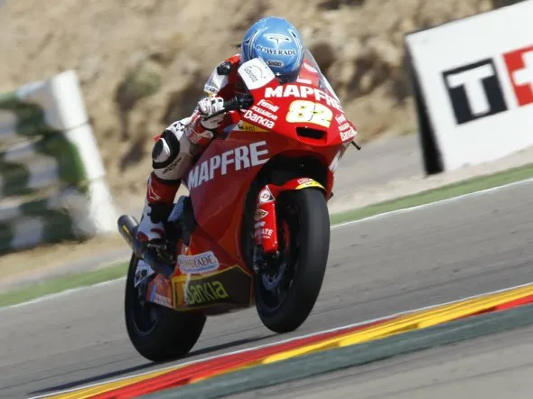 elena rosell moto2 aragon 2011 1