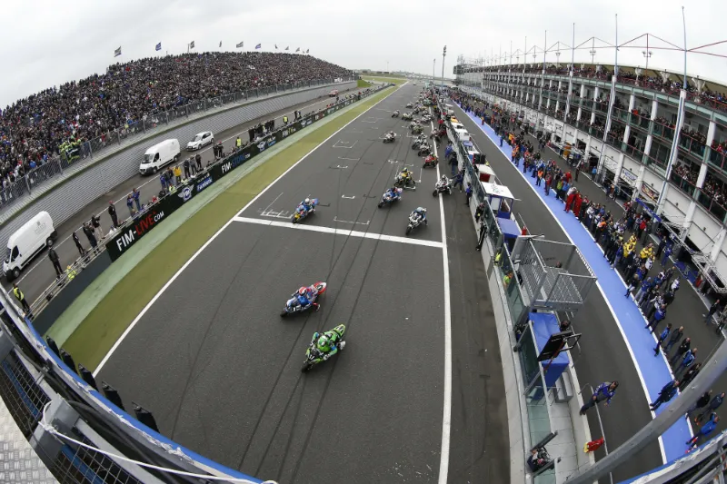 endurance magnycours start