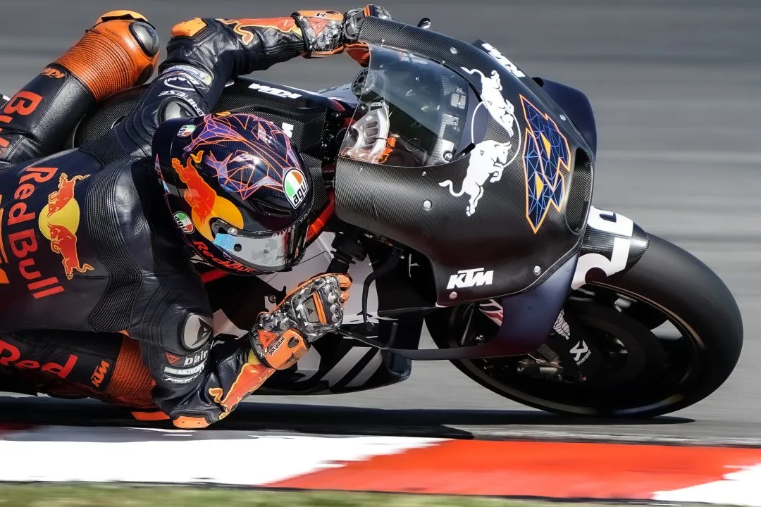 ep0wml9ueaargps e1580811767641