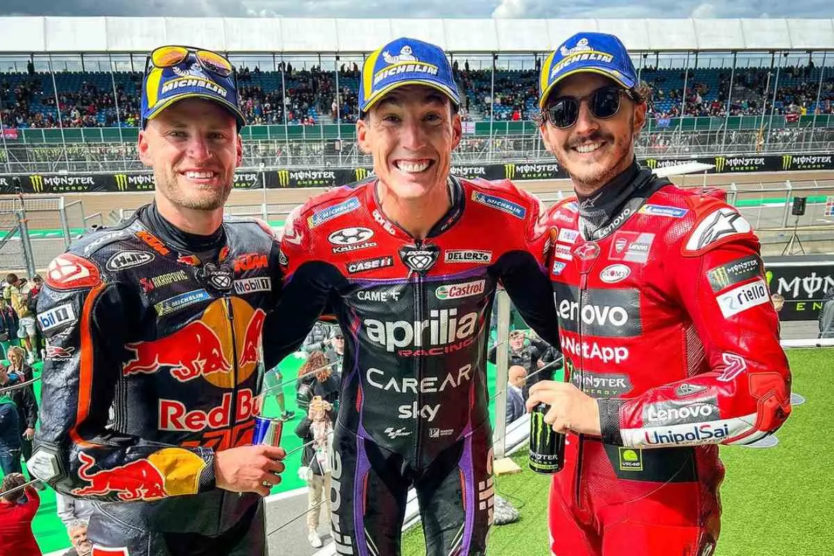 espargaro bagnaia binder