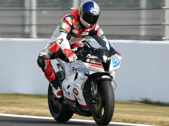 eugene laverty magny cours supersport