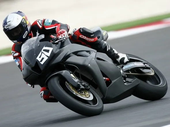 eugene laverty parkalgar test portimao 1