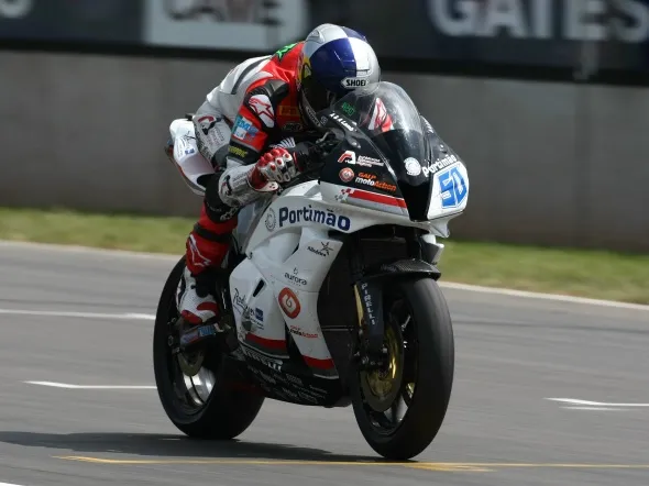 eugene laverty straight donington park
