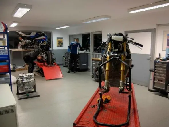 ewc bmw motorrad france workshop 2