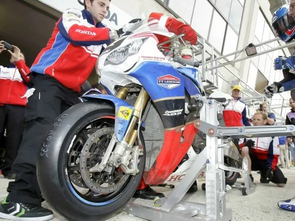 ewc honda tt legends pre 2012 2