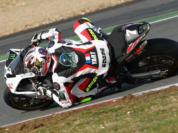 ewc yamaha yart 2011