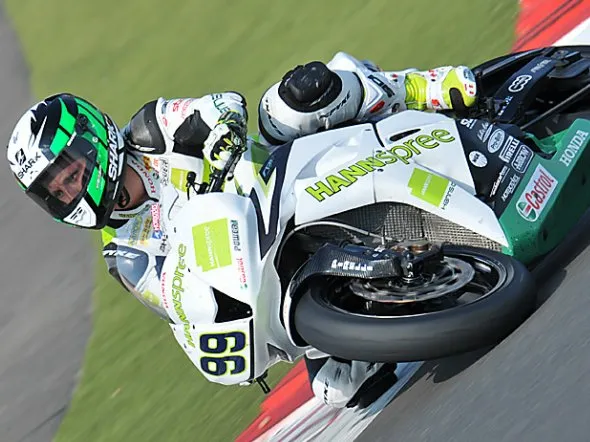 fabien foret silverstone 2011