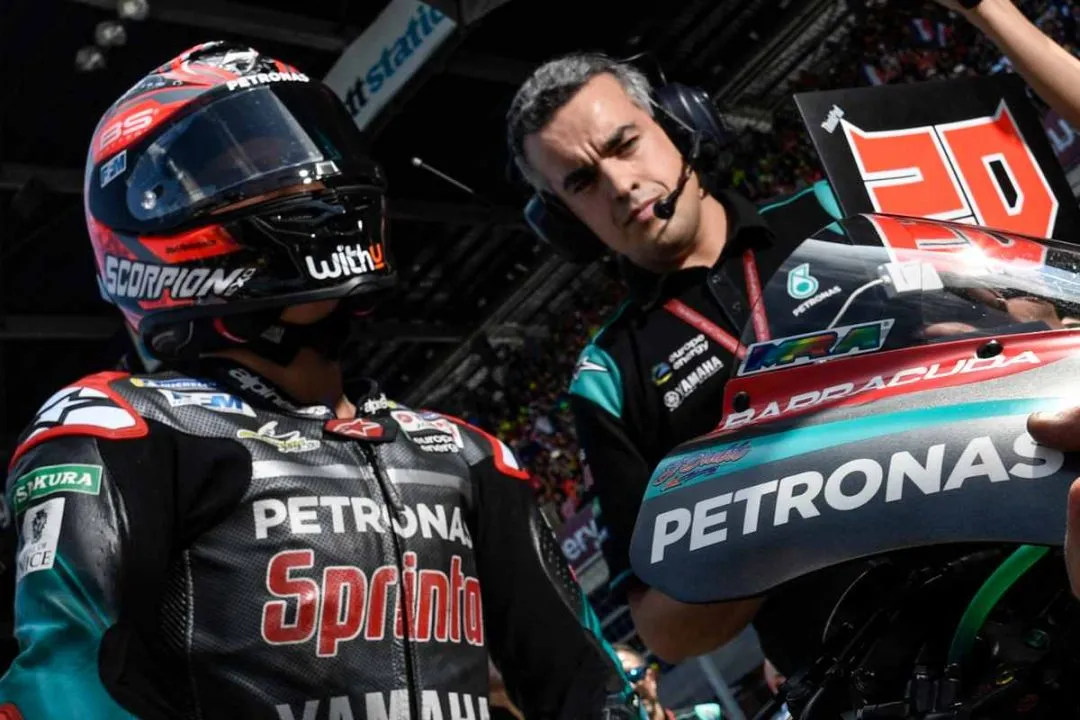 fabio quartararo yamaha petronas e1571381716652