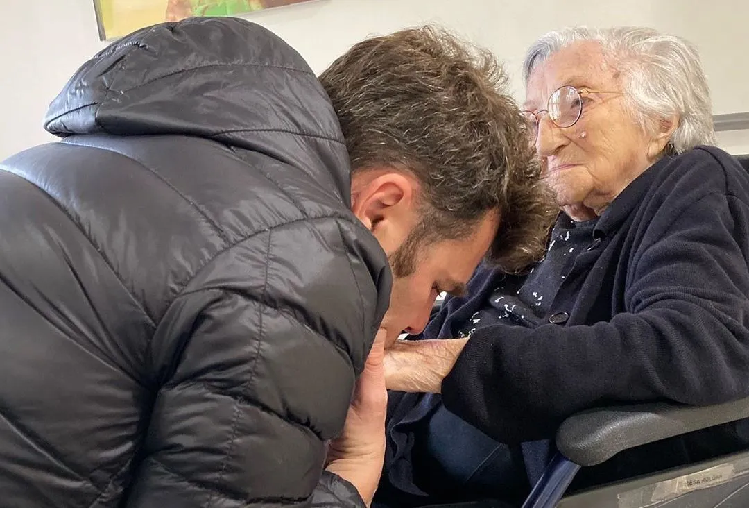 fc8204d0 e5ed 4598 a96b a3e064d7f2b8 1