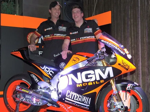 forward racing launch milano 2013 1