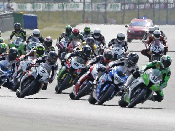 fsbk start magny cours 2013 race