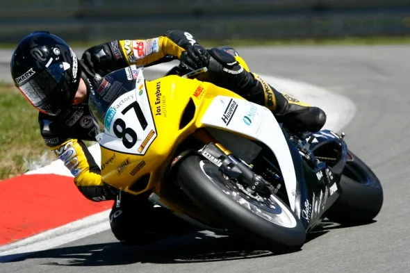 gareth jones idm superbike nurburgring
