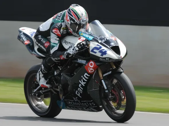 garry mccoy donington supersport