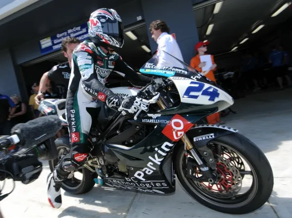 garry mccoy phillip island 2009